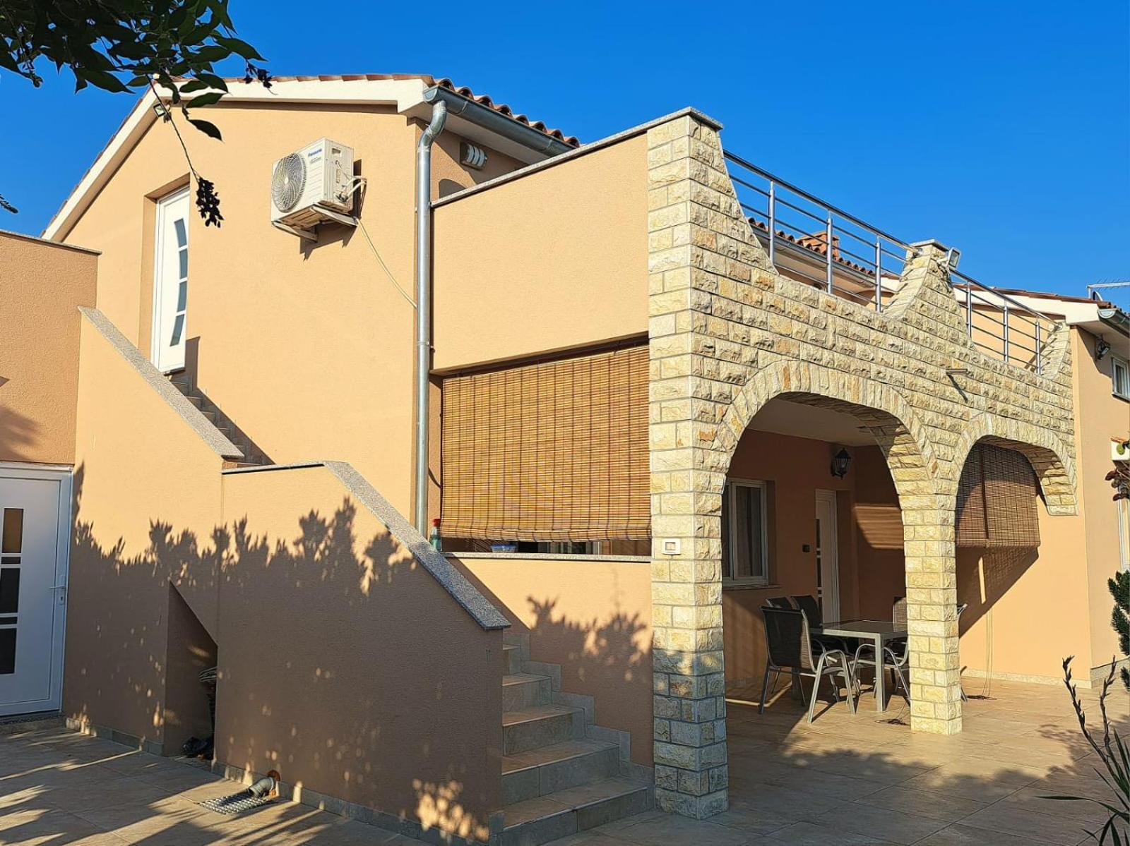 Apartman Melita Galižana エクステリア 写真